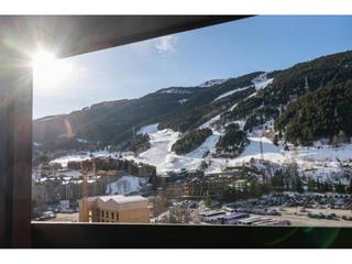 Appartement  De la costa urbanitzacio gran sol. Piso de alta gama frente a la pista de grandvalira