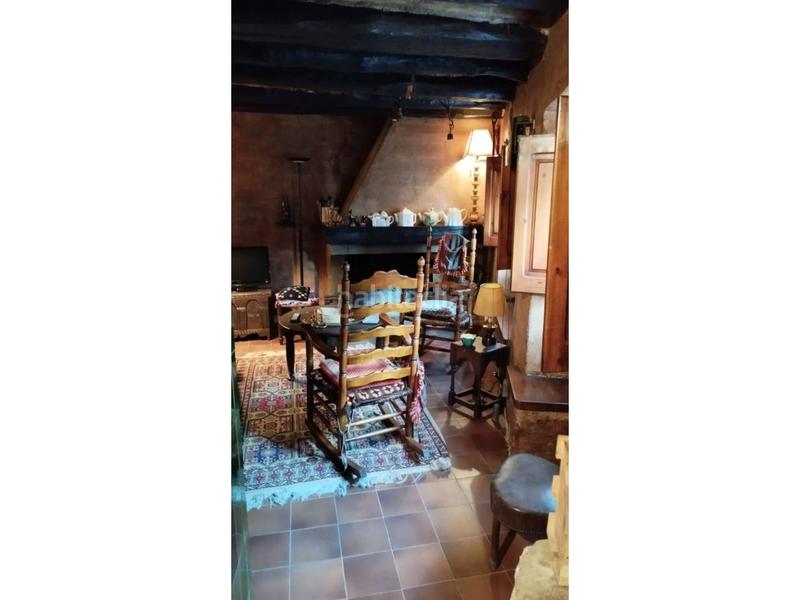 Foto 8a0f1303-7fe9-4efa-86f1-85c1fa423350. Masía casa de pueblo en venta en plaza mayor en Ribera d´Urgellet