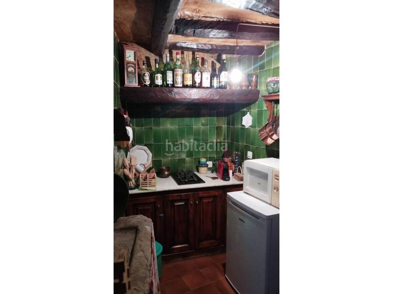 Foto fbd93510-44c4-4739-a6c3-b19fb3f336a1. Masía casa de pueblo en venta en plaza mayor en Ribera d´Urgellet