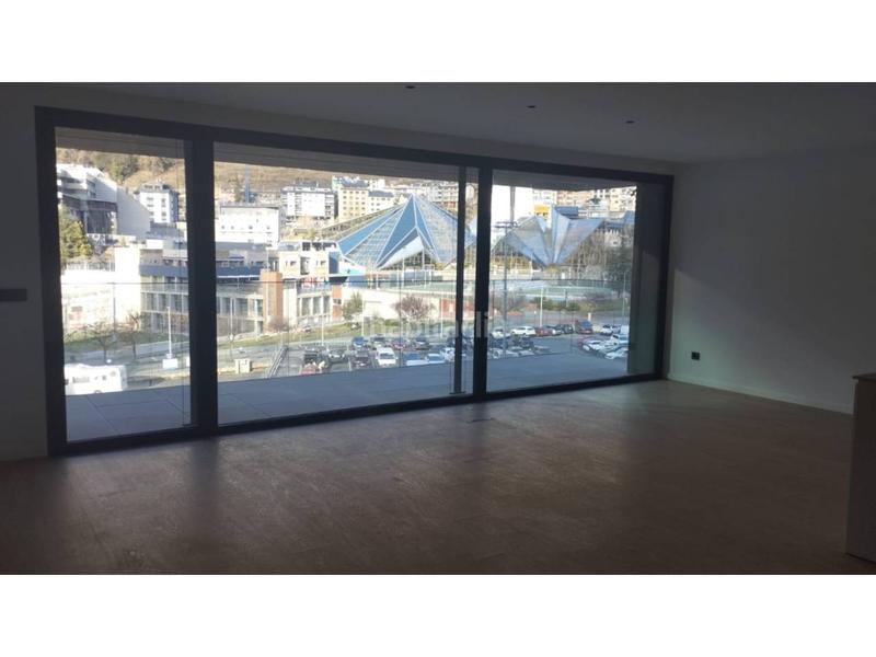 Foto 7e97373a-fdb2-4304-9caa-2fc9d8b6f112. Rent flat with parking in Les Escaldes Escaldes-Engordany