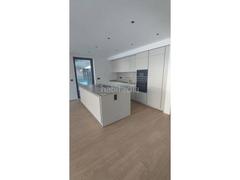 Foto f90473d0-a9e3-4753-908c-2085ce602063. Rent flat with parking in Les Escaldes Escaldes-Engordany