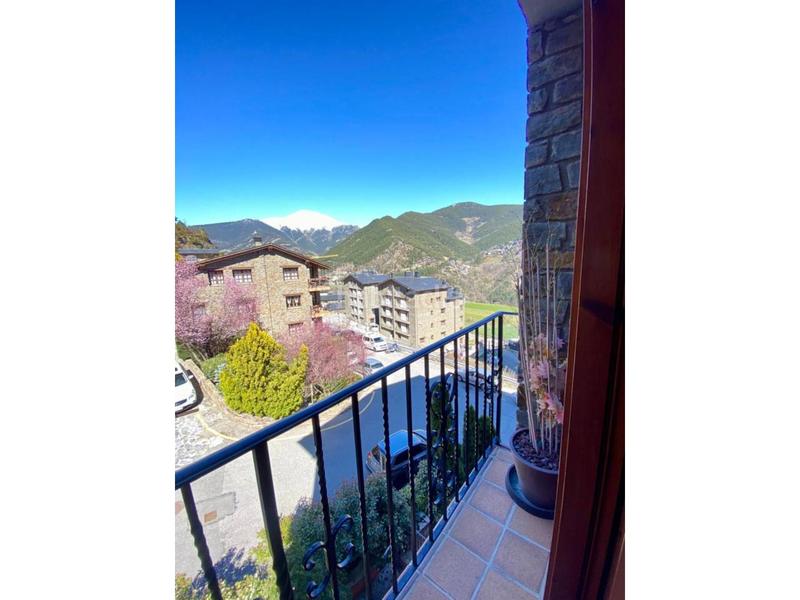Foto 4a47b746-fd9c-4f08-ad99-d1d0e212e720. Location duplex avec chauffage parking dans Sispony La Massana
