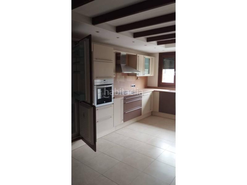 Foto 0492e98b-d81a-4423-892c-3979b0e31c70. Rent duplex with heating parking pool in Les Escaldes Escaldes-Engordany