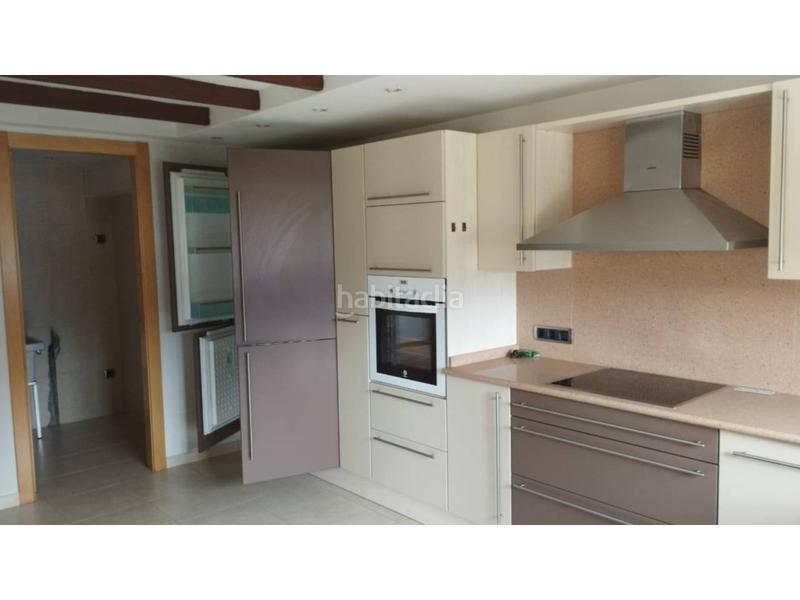 Foto 65352e63-0885-4343-b75c-c39ab53dcdbe. Rent duplex with heating parking pool in Les Escaldes Escaldes-Engordany