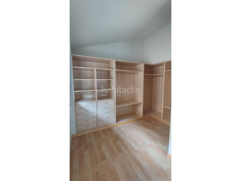 Foto 6c92d1c3-d825-43ad-a6a6-5b9b064af0f4. Rent duplex with heating parking pool in Les Escaldes Escaldes-Engordany