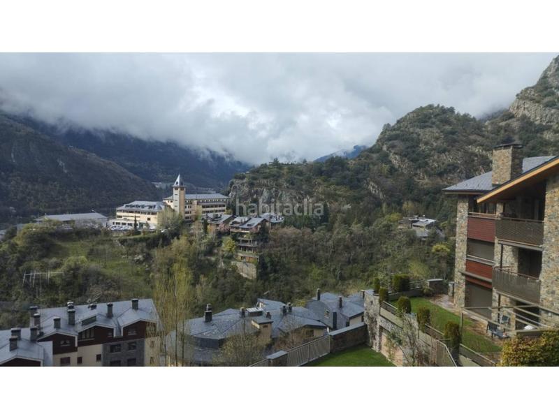 Foto b053bed0-cff6-4ad4-885a-6e5de01e95a5. Rent duplex with heating parking pool in Les Escaldes Escaldes-Engordany