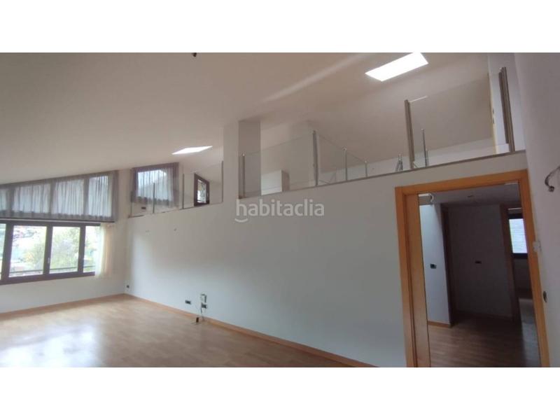 Foto c0ba65b5-a2d3-4024-b48d-49bcc558faca. Rent duplex with heating parking pool in Les Escaldes Escaldes-Engordany