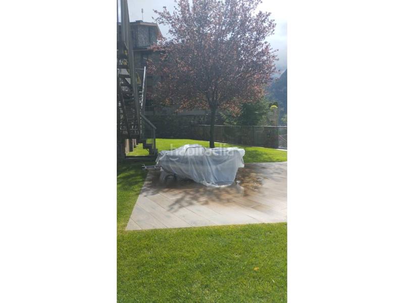 Foto d44b283a-e82b-4474-b1cd-cc270a0f9a6b. Rent duplex with heating parking pool in Les Escaldes Escaldes-Engordany