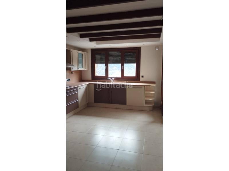 Foto e2cd3974-f4e4-4c76-9af1-6e4545b83a75. Rent duplex with heating parking pool in Les Escaldes Escaldes-Engordany