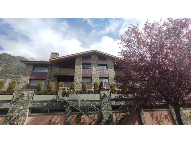 Foto f5879432-2f0b-498b-88fa-ef7e605a297c. Rent duplex with heating parking pool in Les Escaldes Escaldes-Engordany