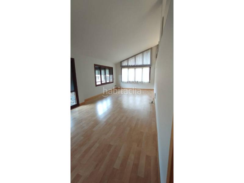 Foto f5e6d883-ef2b-4c8e-bb30-358b945c1046. Rent duplex with heating parking pool in Les Escaldes Escaldes-Engordany