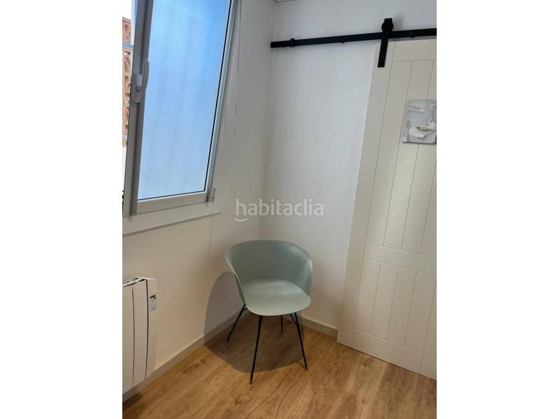 Foto a33b239b-30c0-492e-b793-ea6696cd8c69. Local comercial  con rentabilidad en Barcelona