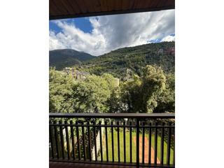 Pis  Carretera de fontaneda. Edificio en venta en fontaneda