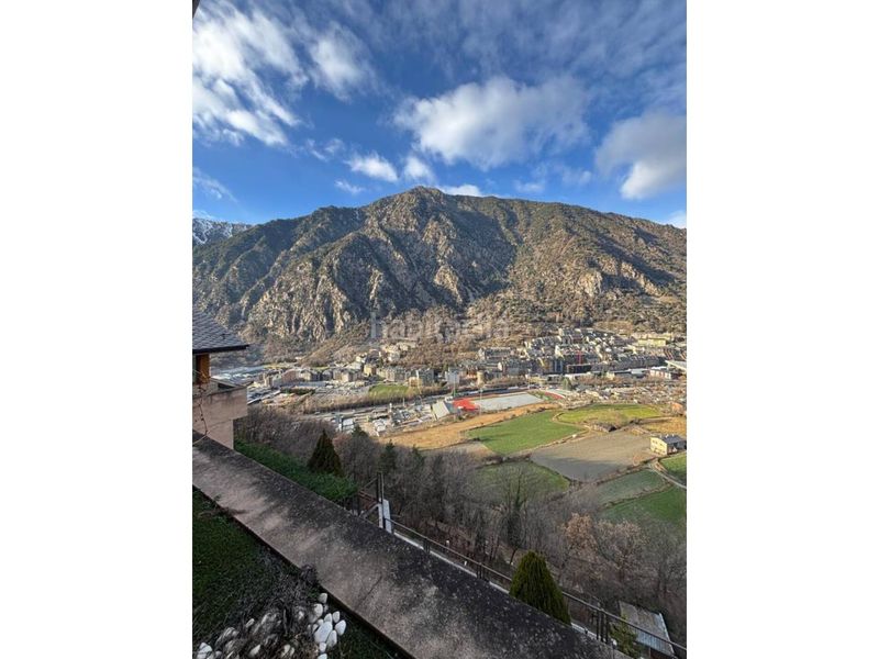 Foto 1aa5ff08-e629-4e70-86d7-217ecf9e92ad. Casa adosada  en entorno exclusivo y privilegiado, a un minuto del Centro en Andorra la Vella