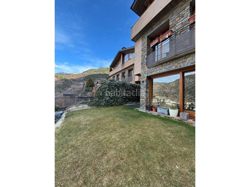 Foto 3ece9fa9-215c-4625-9aae-638e9395750a. Casa adosada  en entorno exclusivo y privilegiado, a un minuto del Centro en Andorra la Vella