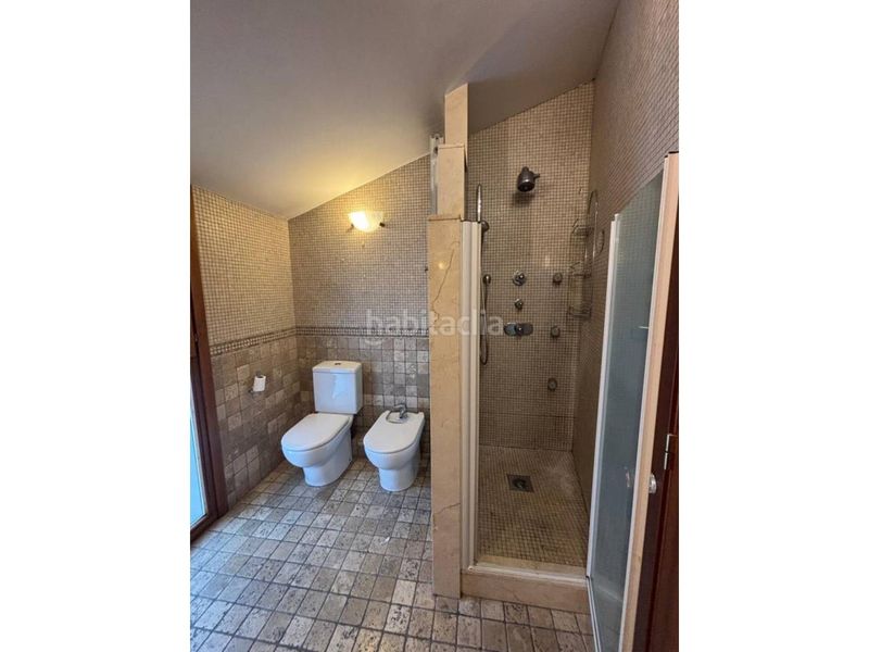Foto b40ba510-2236-45eb-9b08-6be2160c7a83. Casa adosada  en entorno exclusivo y privilegiado, a un minuto del Centro en Andorra la Vella