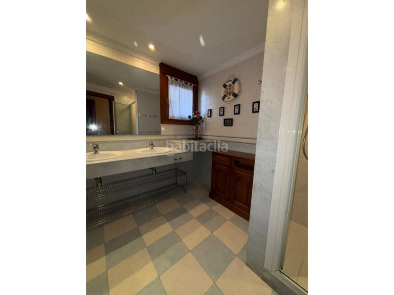 Foto f90cb7ec-fa02-4cfe-8cde-b883846d2ecc. Casa adosada  en entorno exclusivo y privilegiado, a un minuto del Centro en Andorra la Vella