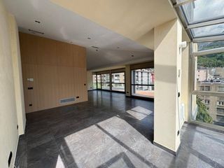 Dachwohnung  Avenida del pessebre. Atic en venta en escaldesengordany