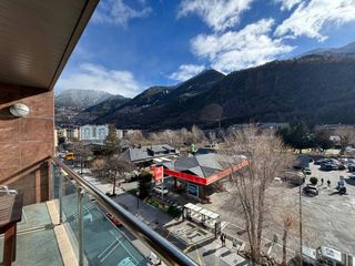 Affitto Appartamento in Centro. Alquiler de exclusivo piso en el centro de andorra
