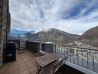 Alquiler Piso en Engolasters. Piso en alquiler situado en la zona de la plana en escaldes