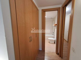 Rent Flat  Calle urbanitzacio sant pere del tarter. Pis en alquiler en el tarter