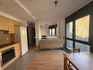 Miete Etagenwohnung  Calle residencial la solana. Piso en alquiler