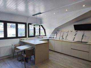 Penthouse in Centro. Ático en venta