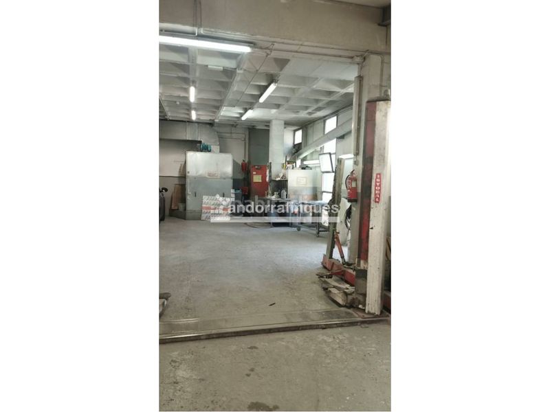 Foto 55f9feca-80f3-4902-8474-b65a2b444d39. Nave industrial venta nave industrial en la comella en Andorra la Vella