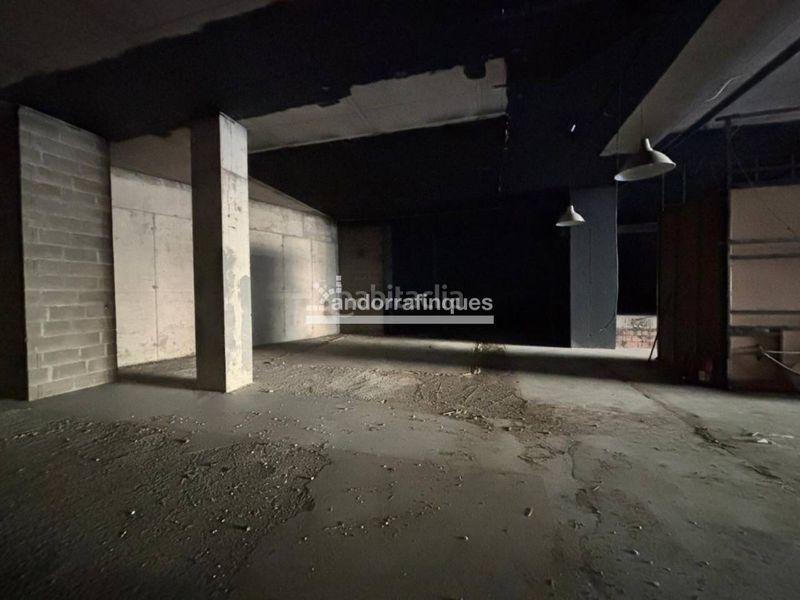 Foto c6e2552d-f1e1-4a2b-abda-c7194e658b11. Local comercial  en el centro de escaldes en Escaldes-Engordany