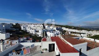 Pis  Calle cerro. Gilmar 956928989. piso en vejer de la frontera