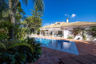 Xalet a Parque Atlántico - Ronda este. Gilmar 956928989. chalet independiente en jerez de la frontera