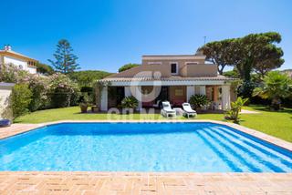 Xalet a Roche. Gilmar 956928989. chalet independiente en roche