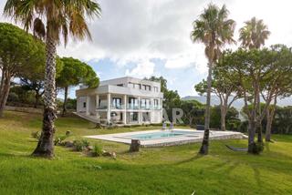 Xalet a El Cuartón - El Bujeo. Gilmar 956928989. villa independiente en el cuartón
