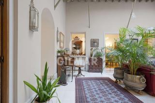 Casa adossada  Calle vea murguía. Gilmar 956928989. casa palacio en alameda (cádiz)