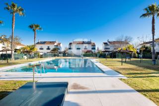 Casa aparellada a Puertas del sur - Guadabajaque. Gilmar 956928989. chalet pareado en jerez sur