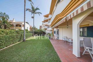 Appartement à Atlanterra. Gilmar 956928989. piso bajo reformado en primera línea de playa