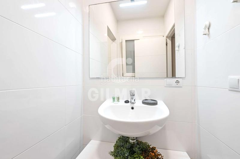 Foto 4b9baf4a-65e7-4e32-9cb6-55a705cd02da. Piso gilmar 956928989. piso reformado en Centro Histórico en Cádiz