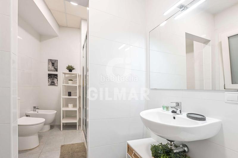 Foto 6d1ec589-a73e-4d88-98b3-b59bacea8818. Piso gilmar 956928989. piso reformado en Centro Histórico en Cádiz