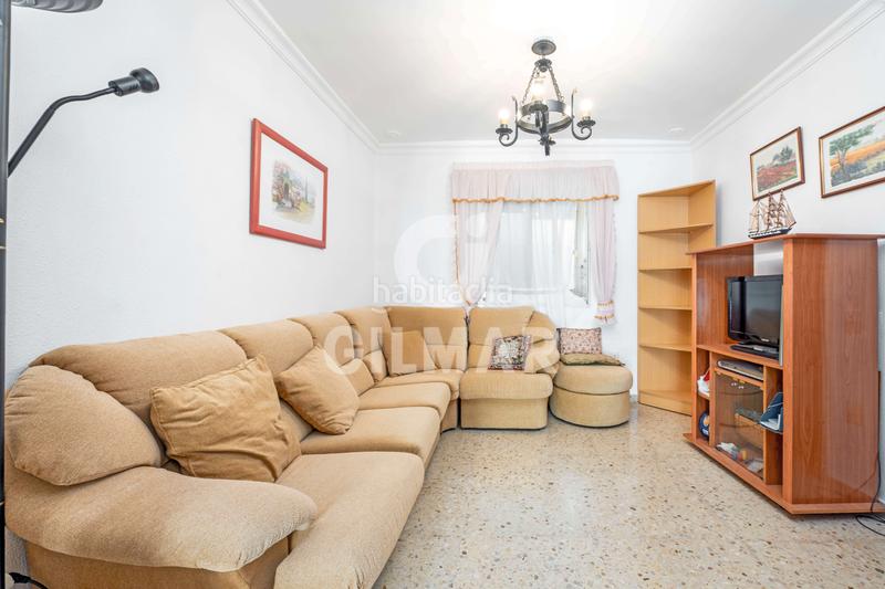 Foto 1e00c9e2-53b5-498d-bbff-d80c0e0eaf25. Piso gilmar 956928989. piso en Plaza de toros - Venta Vargas - Capitania San Fernando
