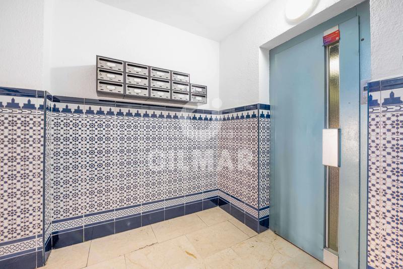 Foto 2e9753c1-6113-4ab5-9132-3adefc7d5fee. Piso gilmar 956928989. piso en Plaza de toros - Venta Vargas - Capitania San Fernando