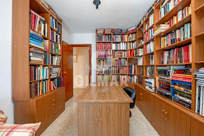 Foto d7caf0f0-5f85-4253-9571-dcd7178419ba. Piso gilmar 956928989. piso en Plaza de toros - Venta Vargas - Capitania San Fernando