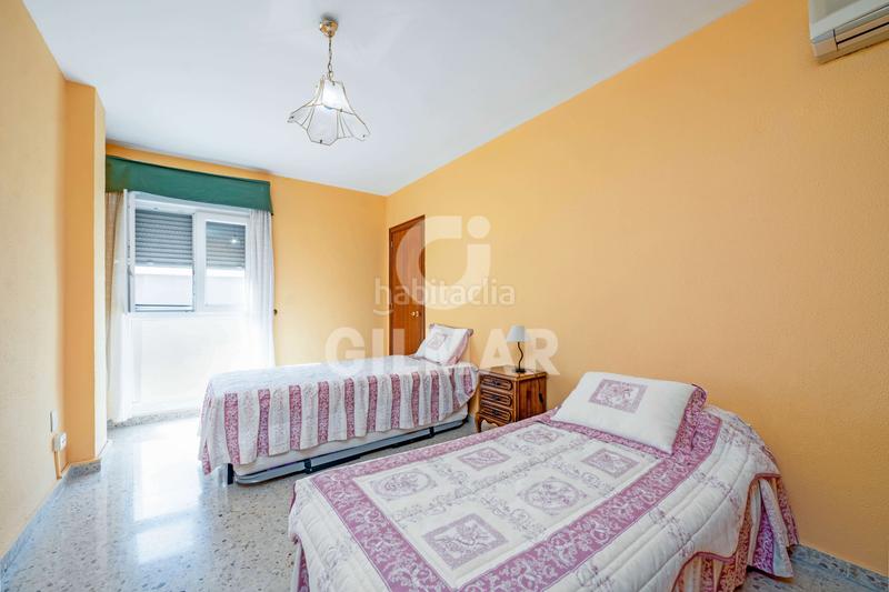 Foto f6fab384-7489-477f-b9a4-1e93a6ba3fb9. Piso gilmar 956928989. piso en Plaza de toros - Venta Vargas - Capitania San Fernando