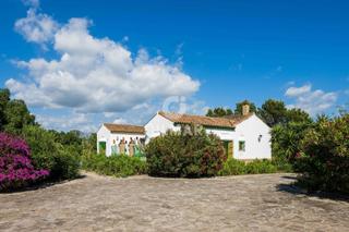 Xalet a Medina - Sidonia. Se ofrece esta preciosa finca de recreo situada en plena campiña