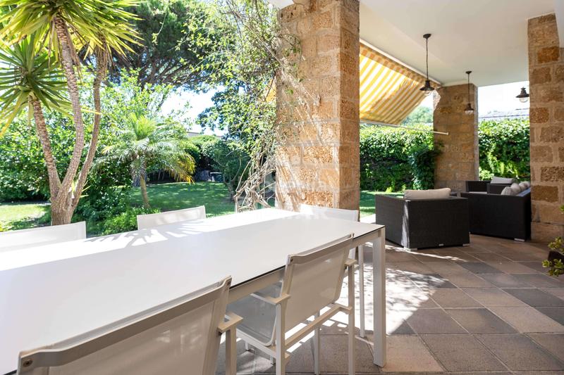 Foto 0a2ca8df-9055-4170-bc7b-94b0e66f8e19. Xalet amb calefacció aparcament piscina a Novo Sancti Petri Chiclana de la Frontera