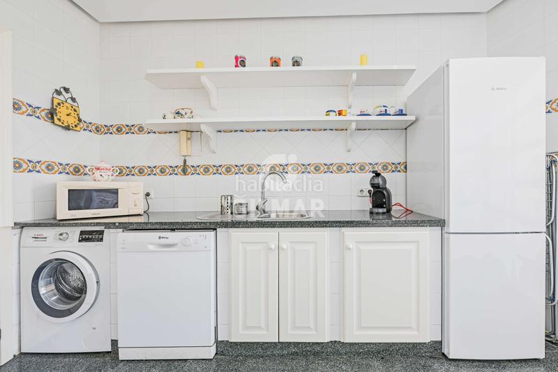 Foto 3823289f-e11b-49de-9eea-5bac015b7475. Xalet amb calefacció aparcament piscina a Novo Sancti Petri Chiclana de la Frontera