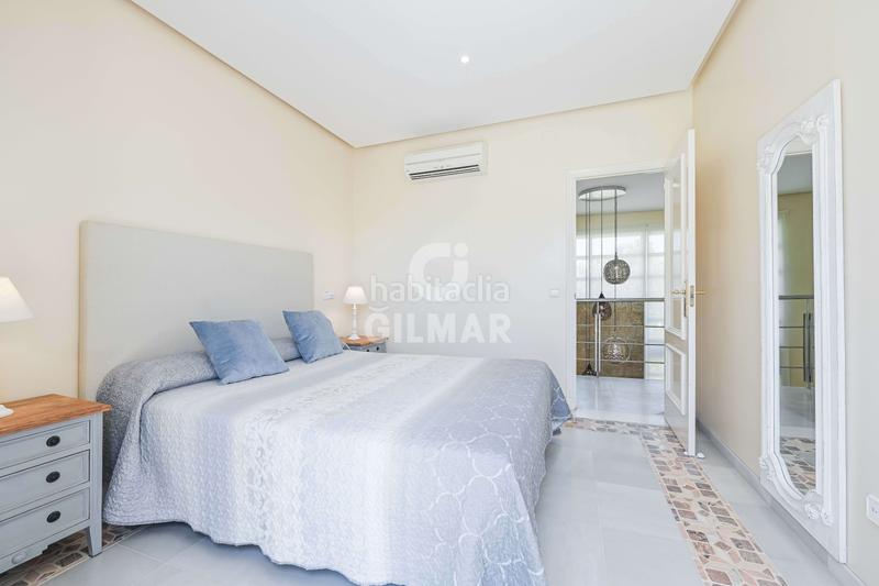 Foto 9b94df37-bfdc-4eda-b61d-a21e71219311. Xalet amb calefacció aparcament piscina a Novo Sancti Petri Chiclana de la Frontera