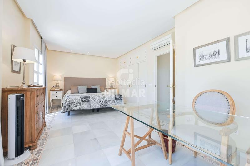 Foto a017a445-4b18-4f94-8e8f-ba9e65e3caa6. Xalet amb calefacció aparcament piscina a Novo Sancti Petri Chiclana de la Frontera