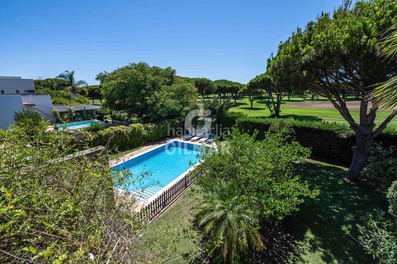 Foto eae3036c-5d27-4330-a45a-f3b526972b8e. Xalet amb calefacció aparcament piscina a Novo Sancti Petri Chiclana de la Frontera
