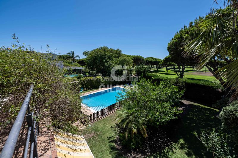 Foto fa6b7e0b-0502-4ec4-8a04-568997e12acd. Xalet amb calefacció aparcament piscina a Novo Sancti Petri Chiclana de la Frontera