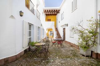 Maison jumelée à Medina - Sidonia. Esta vivienda se encuentra en medina sidonia, en la provincia de